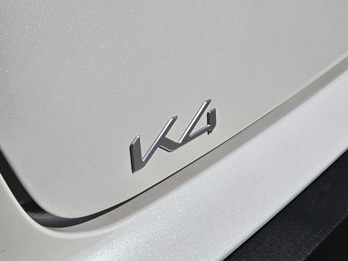 New 2026 Kia K4 FWD image 8