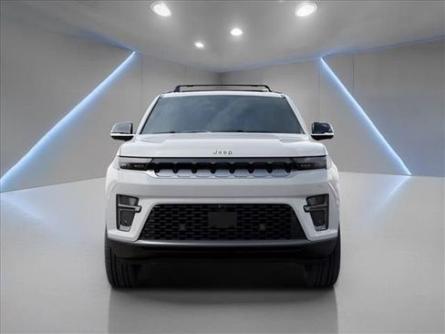 New 2026 Jeep Grand Wagoneer L 4WD image 7