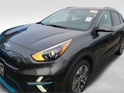 Used 2022 Kia Niro EX Premium w/ Cold Weather Package