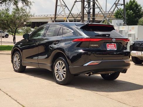 Used 2021 Toyota Venza Limited w/ Advanced Technology Package AWD/4WD image 4