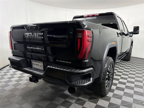New 2026 GMC Sierra 2500 Denali Ultimate AWD/4WD image 6