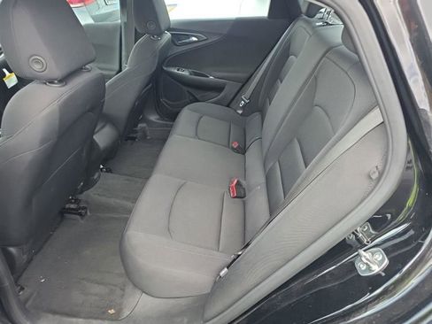 Used 2025 Chevrolet Malibu RS w/ LPO, Floor Liner Package FWD image 7