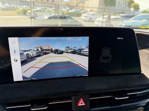 Used 2024 Kia EV6 Light AWD/4WD image 25