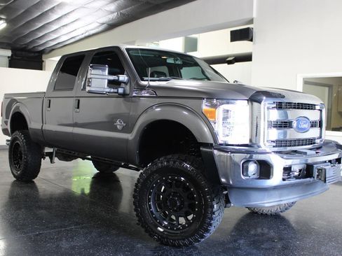 Used 2013 Ford F250 Lariat w/ Lariat Ultimate Pkg AWD/4WD image 55