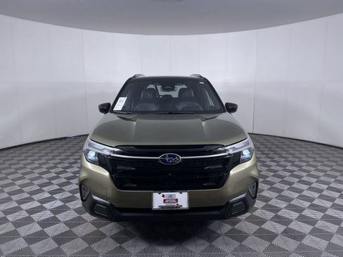 Certified 2025 Subaru Forester Touring w/ Touring Package AWD/4WD image 30