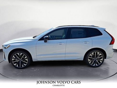 New 2026 Volvo XC60 B5 Ultra w/ Protection Package Premier image 4