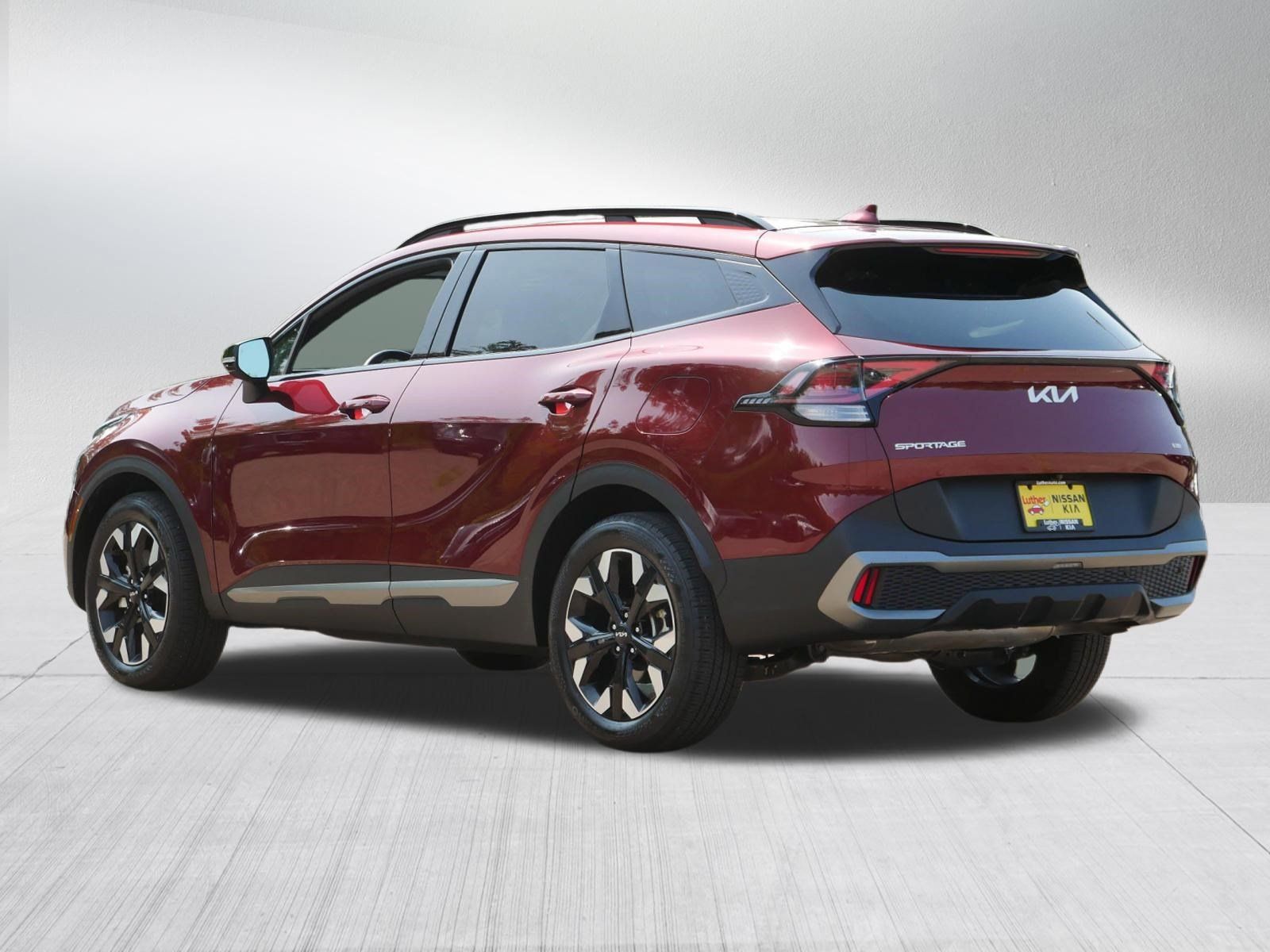 Certified 2024 Kia Sportage X-Line AWD/4WD image 5