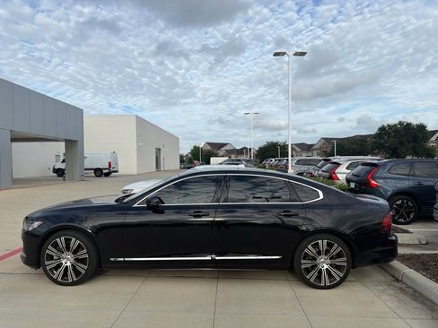 Used 2023 Volvo S90 B6 Plus AWD/4WD image 3