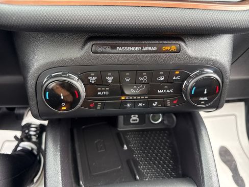 Used 2024 Ford Bronco Sport Badlands w/ Premium Package AWD/4WD image 34