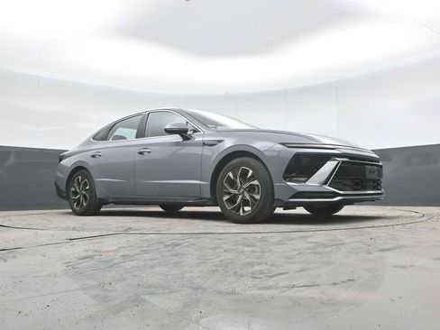 Used 2024 Hyundai Sonata SEL FWD image 28