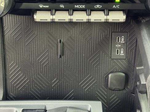 Used 2024 Toyota Tacoma SR5 image 28