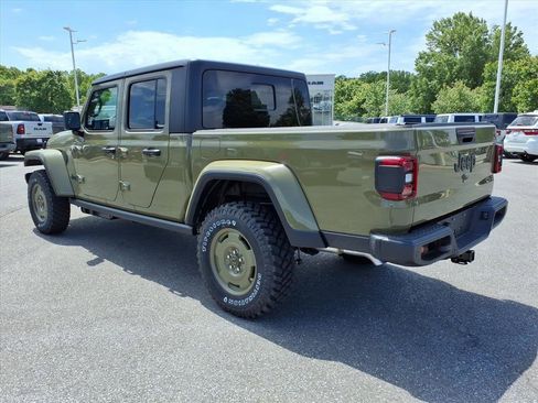 New 2026 Jeep Gladiator Willys AWD/4WD image 7