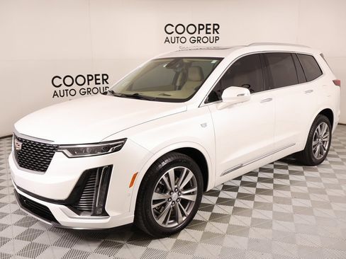 Used 2021 Cadillac XT6 Premium Luxury w/ Platinum Package image 10
