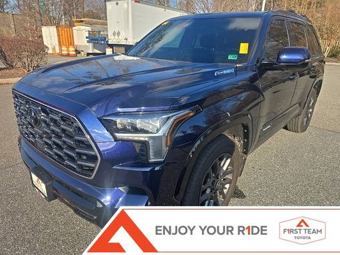 Used 2025 Toyota Sequoia Platinum image 1