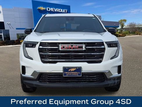 Used 2025 GMC Acadia Elevation image 3