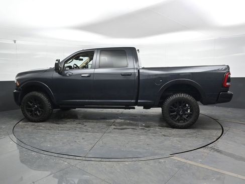 Used 2017 RAM 2500 Tradesman w/ Popular Equipment Group image 8