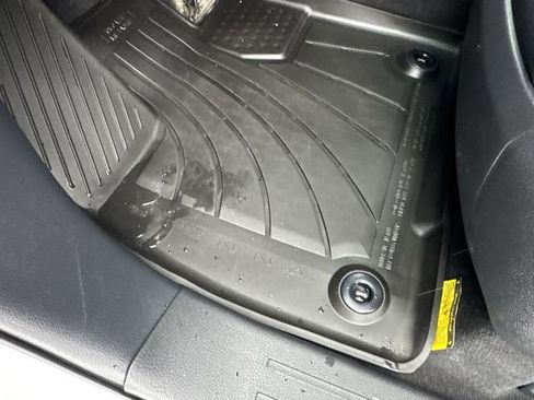 Used 2026 Toyota Sienna XSE image 36