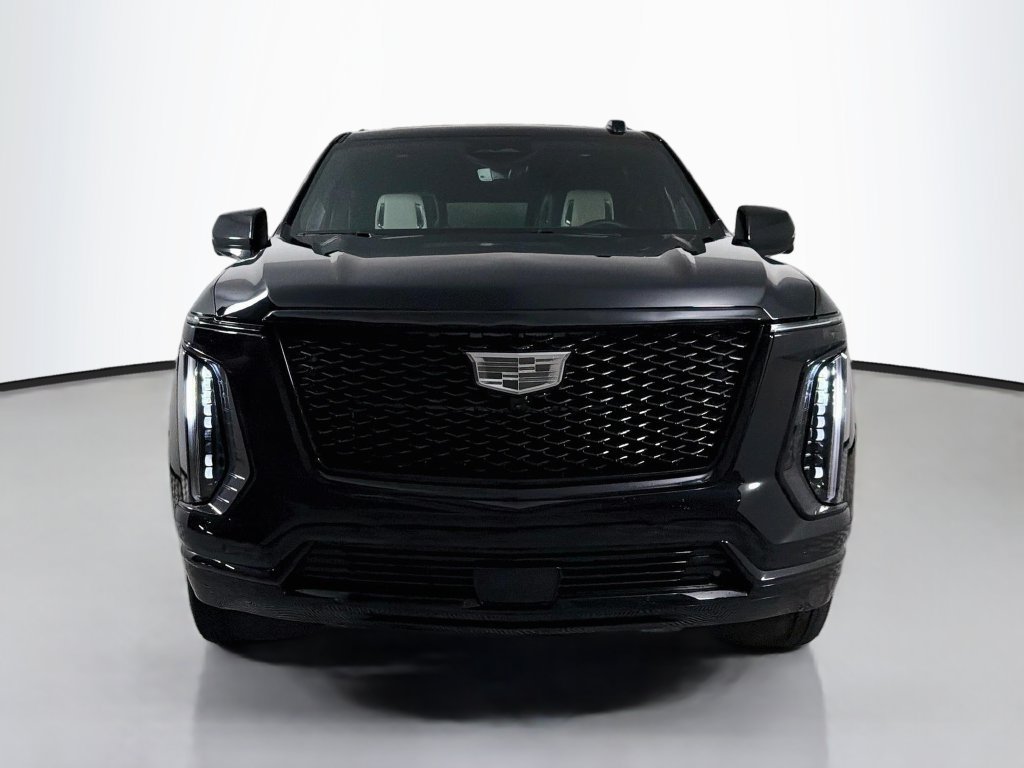 Used 2025 Cadillac Escalade ESV Sport Platinum AWD/4WD image 2