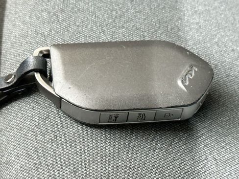 Used 2025 Kia K4 FWD image 28