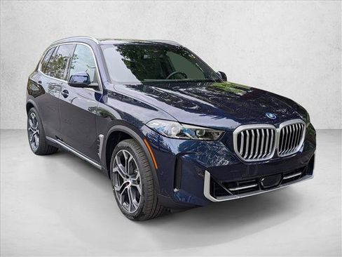 Used 2026 BMW X5 xDrive50e AWD/4WD image 6