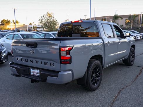 New 2026 Nissan Frontier SV image 4