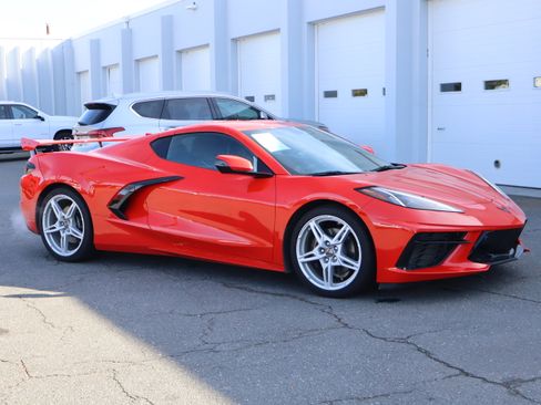 Certified 2024 Chevrolet Corvette Stingray Preferred Cpe w/ 2LT image 2