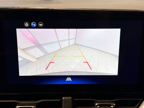 Used 2026 Chevrolet Equinox LT image 13