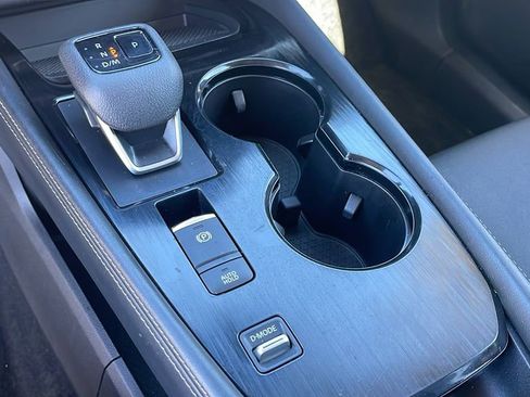 Used 2021 Nissan Rogue SL w/ Premium Package image 21