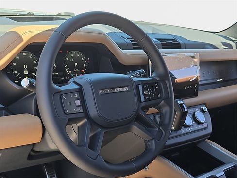 New 2025 Land Rover Defender 110 V8 image 15