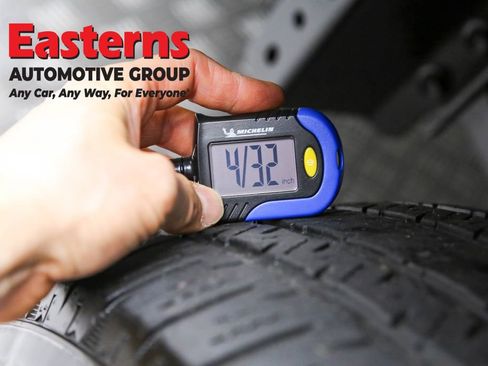 Used 2024 Jeep Wrangler Unlimited AWD/4WD image 31
