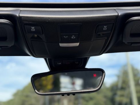 Used 2019 Mercedes-Benz SLC 300 image 50