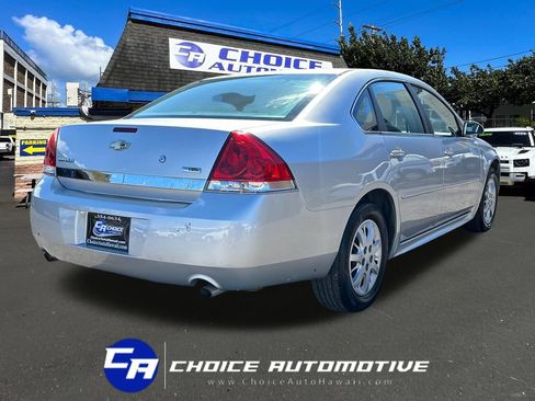 Used 2011 Chevrolet Impala Police FWD image 8
