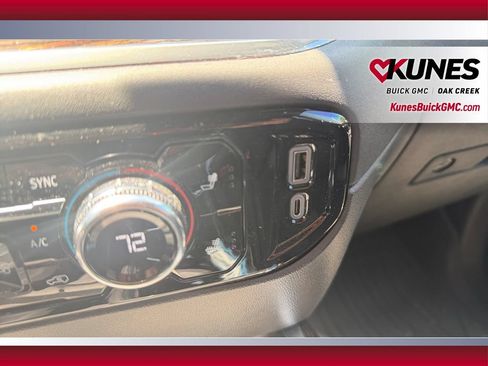 Used 2023 GMC Sierra 1500 Elevation w/ Preferred Package AWD/4WD image 31