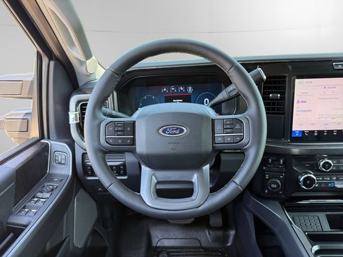New 2026 Ford F250 Lariat w/ Black Appearance Package AWD/4WD image 12