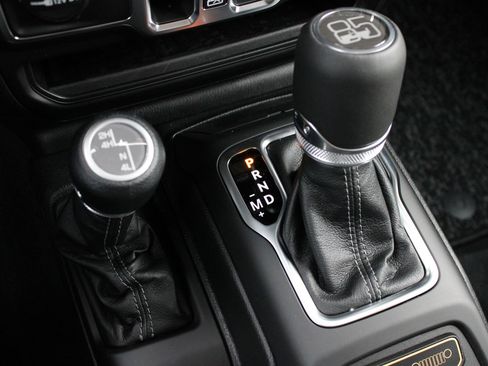 New 2026 Jeep Gladiator Sport AWD/4WD image 41