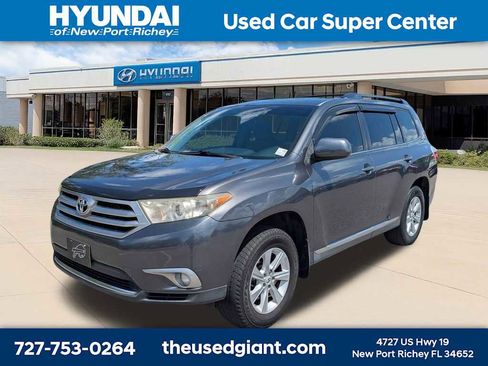 Used 2012 Toyota Highlander 4WD w/ Tech Pkg image 1