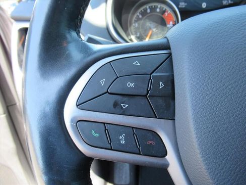 Used 2020 Jeep Cherokee Limited AWD/4WD image 22