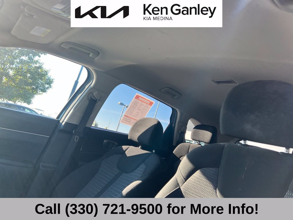 Certified 2022 Kia Sorento LX AWD/4WD image 40