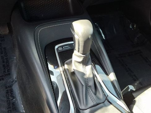 Used 2024 Toyota Corolla SE FWD image 15