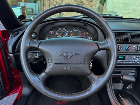 Used 1998 Ford Mustang GT RWD image 32