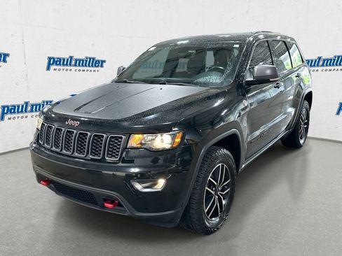 Used 2021 Jeep Grand Cherokee Trailhawk AWD/4WD image 1