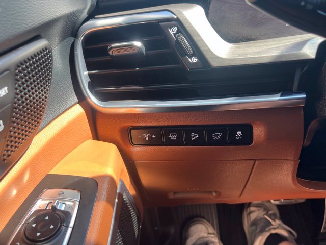 Used 2025 Kia Telluride SX Prestige X-Pro AWD/4WD image 13