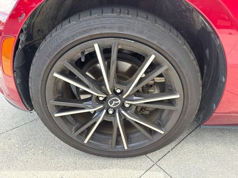 Used 2025 MAZDA MX-5 Miata RF Grand Touring RWD image 18