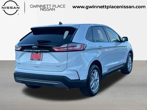 Used 2024 Ford Edge SEL image 5