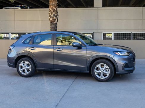 Used 2024 Honda HR-V LX image 3