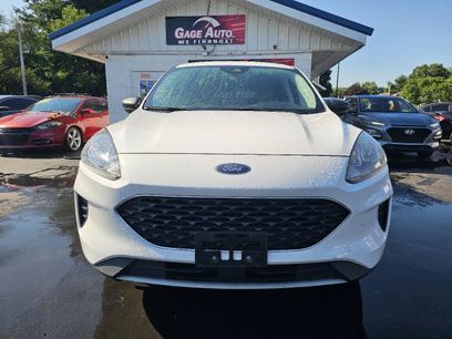 Used 2022 Ford Escape SE