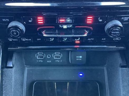 Certified 2021 Jeep Grand Cherokee L Laredo image 22