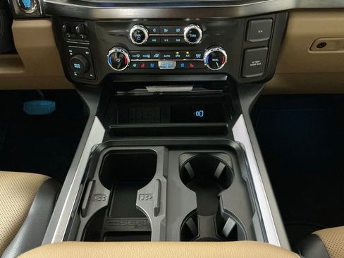 Used 2024 Ford F250 Lariat w/ Lariat Ultimate Package AWD/4WD image 10