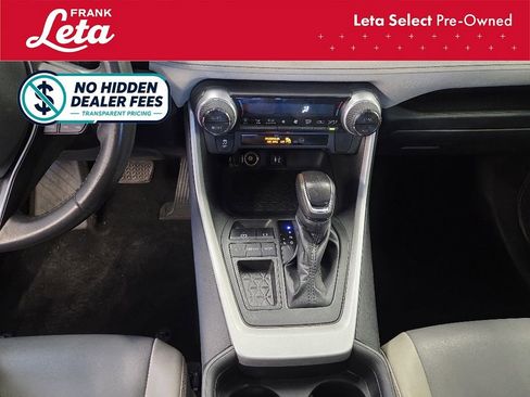 Used 2019 Toyota RAV4 XLE Premium FWD image 11