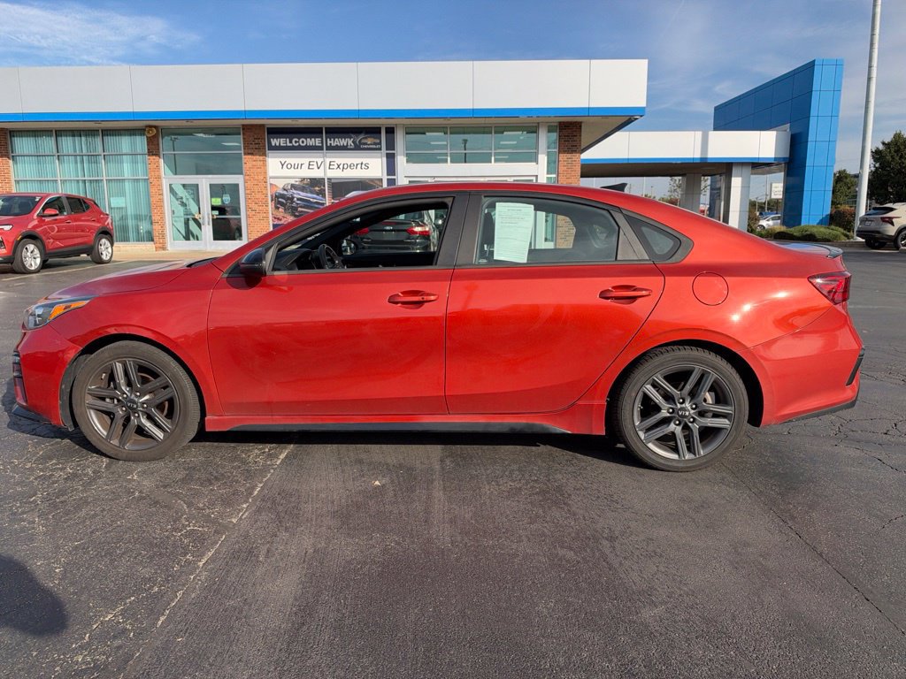 Used 2021 Kia Forte GT-Line w/ GT-Line Premium Package FWD image 2